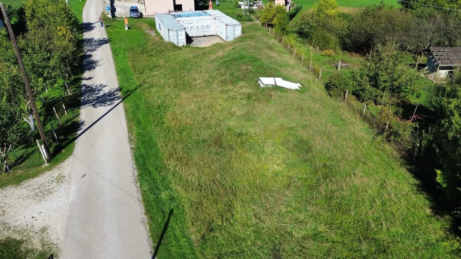 PRODAJA: Građevinsko zemljište sa započetom gradnjom –Žlebec Pušćanski